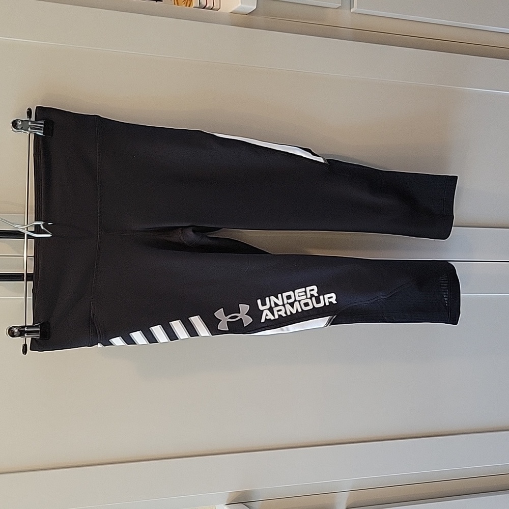 Under Armour Compression Capri Leggings